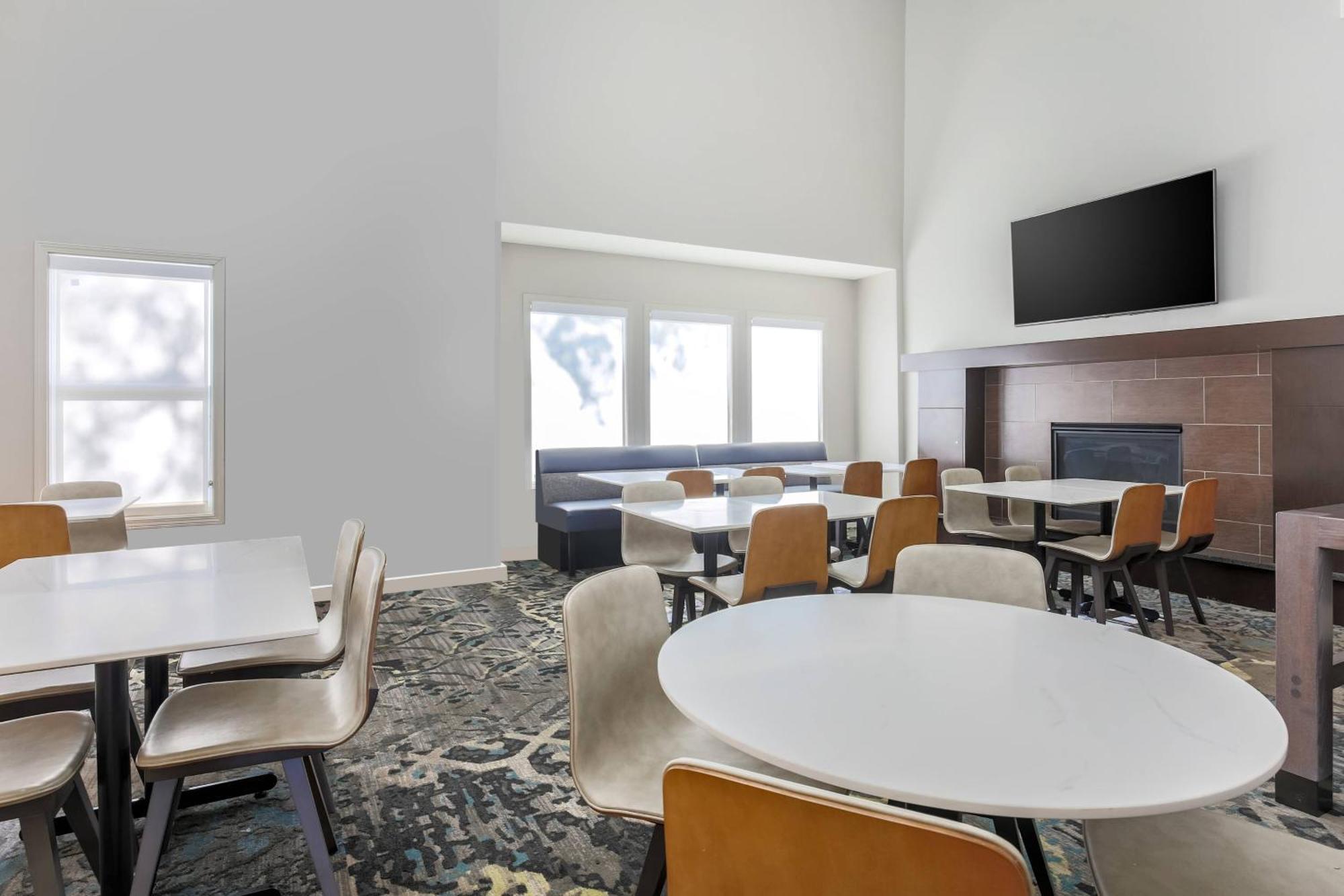 Residence Inn By Marriott Atlanta Cumberland/Galleria Smyrna Exterior foto