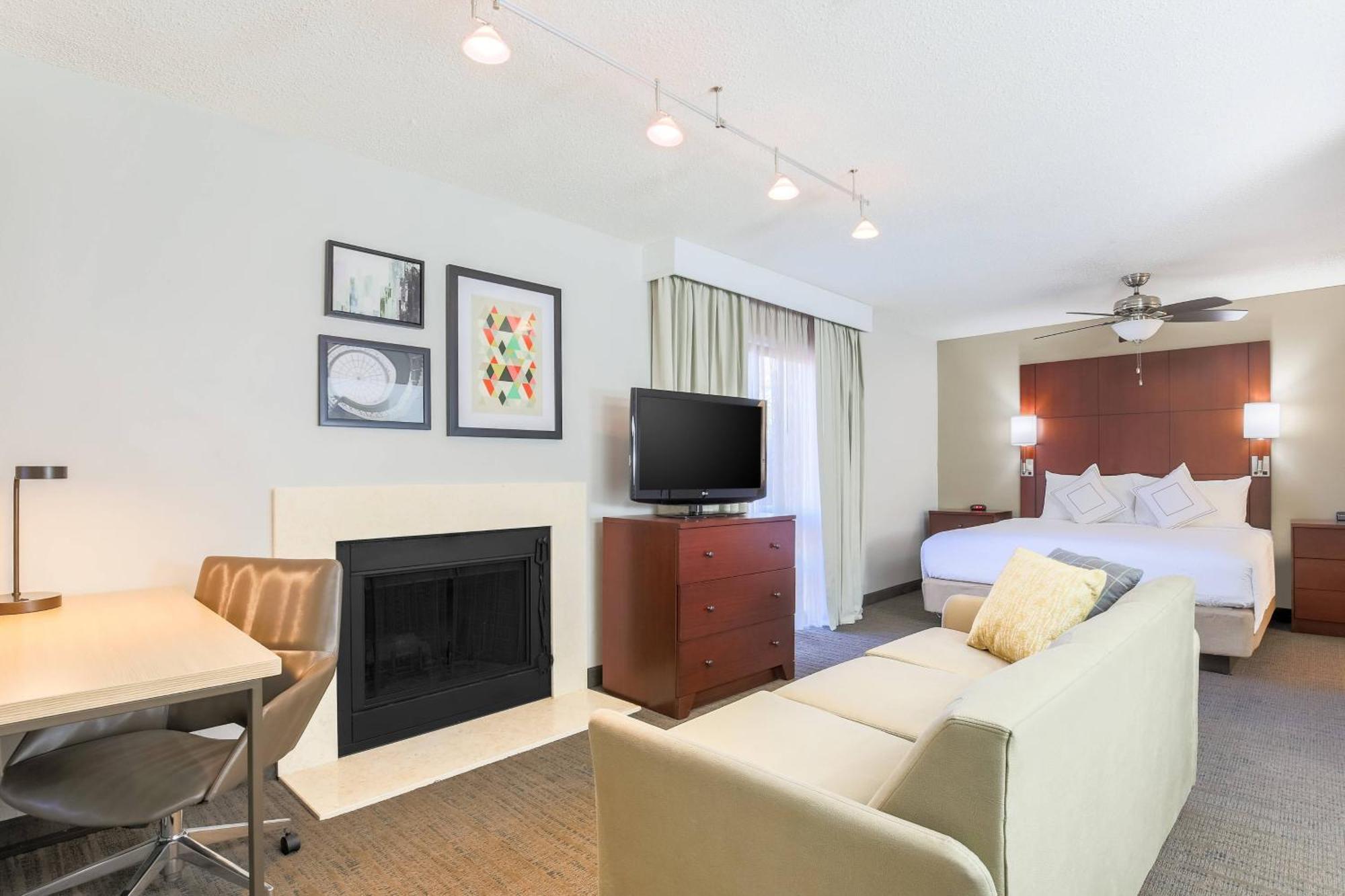 Residence Inn By Marriott Atlanta Cumberland/Galleria Smyrna Exterior foto