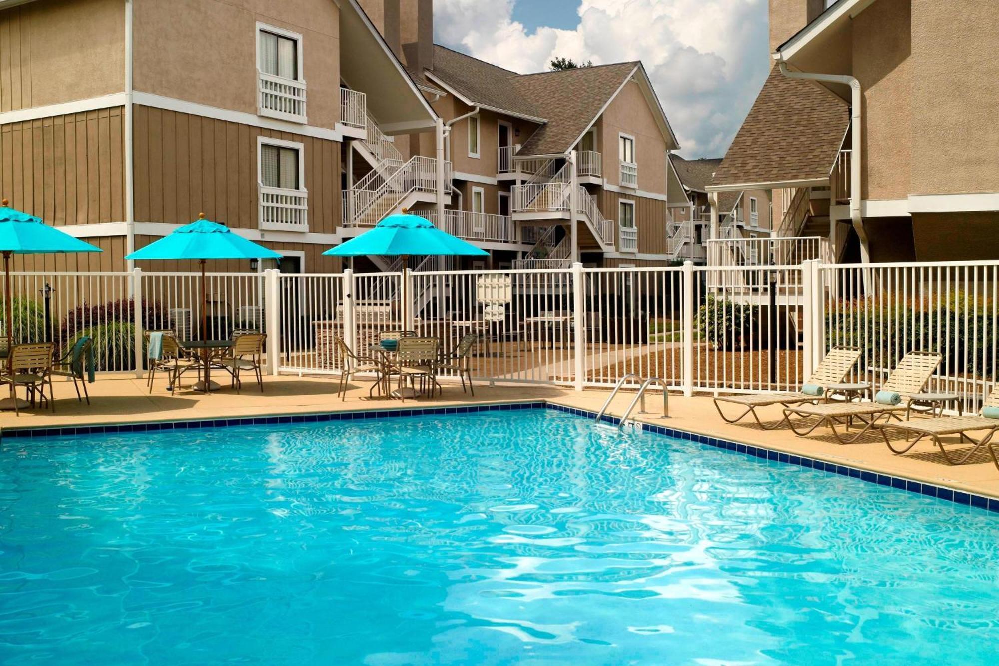 Residence Inn By Marriott Atlanta Cumberland/Galleria Smyrna Exterior foto